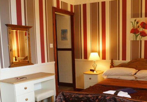 Boathouse Hotel Холихед Экстерьер фото